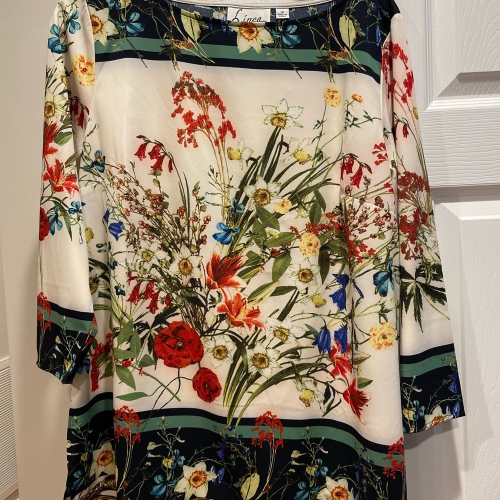 Floral Women's Top - Multicolor